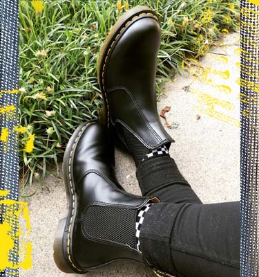DM-Desktop-Tiles_ChleseaBoots1.jpg